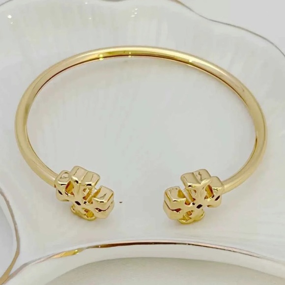 TORY BURCH • Gold Eleanor Double Logo Cuff Bracelet - Picture 5 of 8